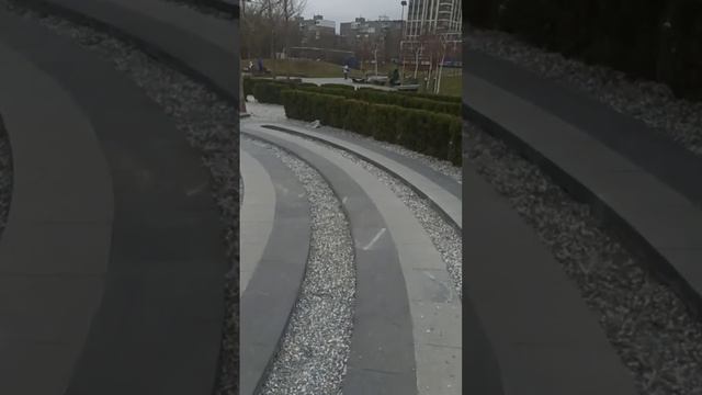 Лабиринт. Кто первый его пройдет ? Мама или Аня. смотреть онлайн