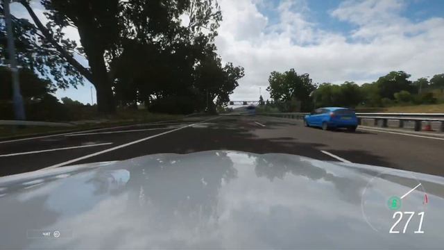 Золотая Молодежь гоняет по Москве. Опасные шашки и езда без номеров.