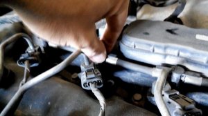 как снять штуцеры обратки  мотор 2,2 D4HB