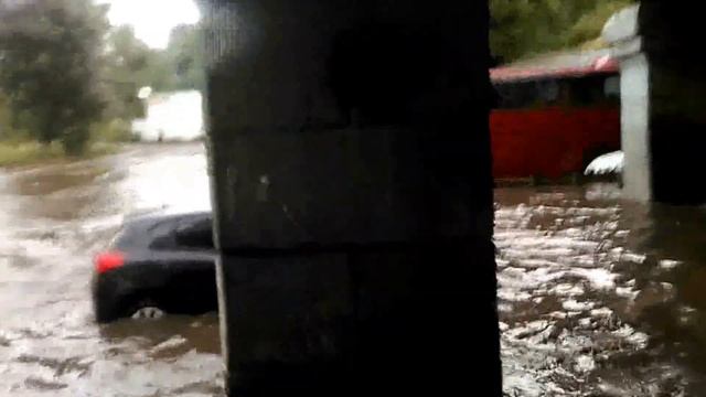 Потоп в Казани. Или как Казань превратилась в Венецию за пару минут смотреть онлайн