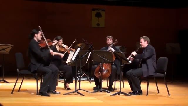 Mozart, W. A. Clarinet Quartet K374f смотреть онлайн