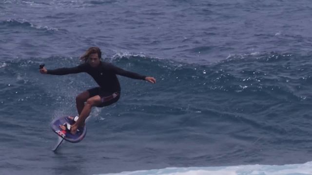 KITESURF TOW-IN'S ON A FOILBOARD + BEST PARTY WAVES EVER!! // 20@20 Episode 4 смотреть онлайн