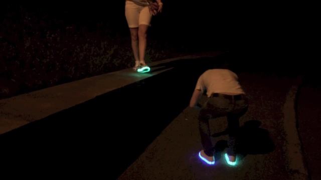 Светящиеся кроссовки Обзор LED Fashion купить в Украине 3 смотреть онлайн