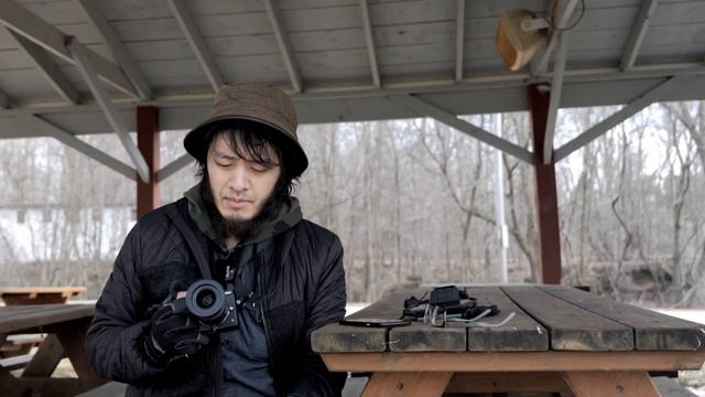 Camera Talk: Olympus 12-50 f/3.5-6.3 E-Zoom Lens Overview & Thoughts смотреть онлайн