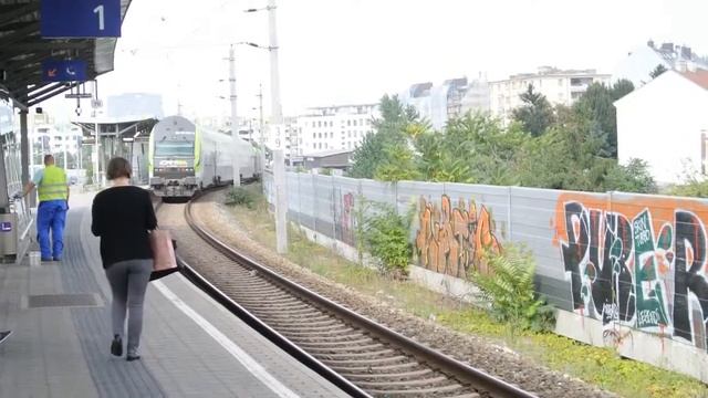 Vienna CAT City Airport Train смотреть онлайн
