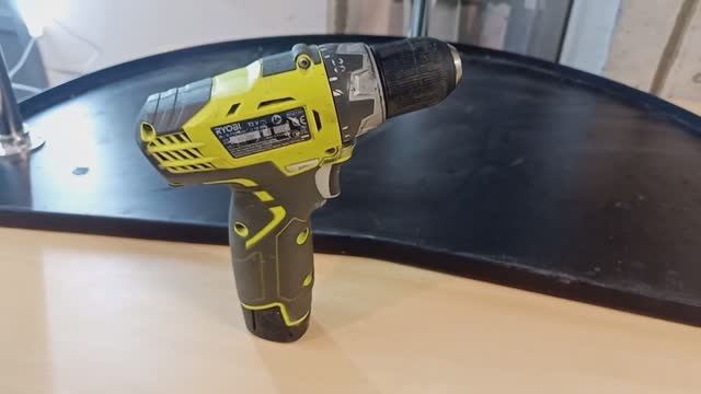 Обзор на RYOBI RCD1201 12V(2012 года, лучше современного DEKO)