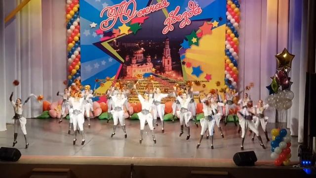 Эстрадно цирковая студия ВОЗРОЖДЕНИЕ. "Южная звезда " смотреть онлайн
