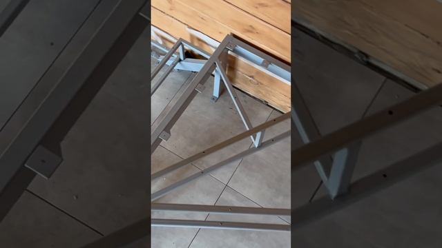 ? Металлический каркас лестницы ￼ смотреть онлайн