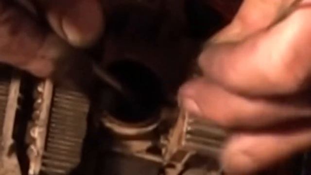 Ford Falcon AU BA Alternator repair. смотреть онлайн