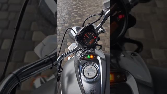 Suzuki Boulevard 400, 2005 смотреть онлайн