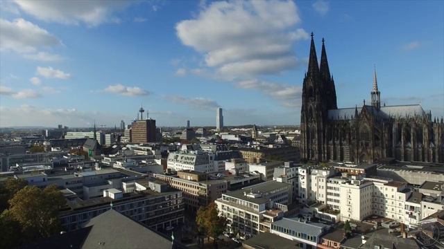 Cologne Cathedral in Germany - S1E6 смотреть онлайн