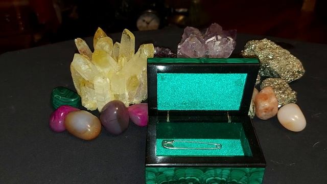 СИЛЬНАЯ ЗАЩИТА НА БУЛАВКУ ДЛЯ ВСЕХ ВЕДЬМИНА ИЗБА ИНГА ХОСРОЕВА смотреть онлайн