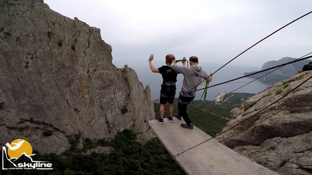 Максим Ильяс-Кая прыжки с веревкой в Крыму с командой Skyline смотреть онлайн