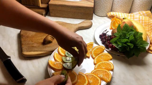 Фруктовая нарезка. Идея для фруктовой нарезки. #фрукты #fruit смотреть онлайн