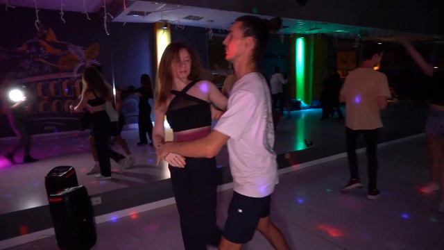 2023.10.21 в Бразуке, ZOUK, Москва смотреть онлайн