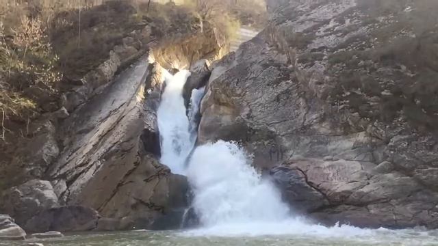 Хучнинский водопад смотреть онлайн