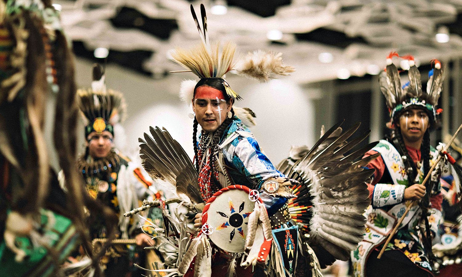 Индейская Музыка С Барабанами/Без Авторских Прав/Видео Фоны/Анимация/Бесплатный Контент/Бесплатная/ смотреть онлайн