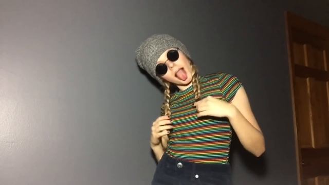 15 SPOOPY HALLOWEEN COSTUMES смотреть онлайн