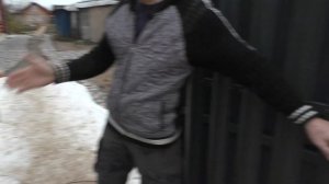 Почему на всех пролетах разное расстояние между штакетником? Обшивка шахматка