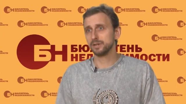 Жилье рядом со Смольным: от дворцов до хижин смотреть онлайн