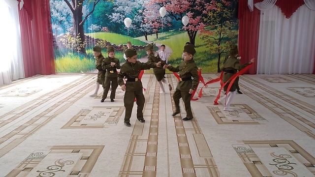 "Встанем" смотреть онлайн