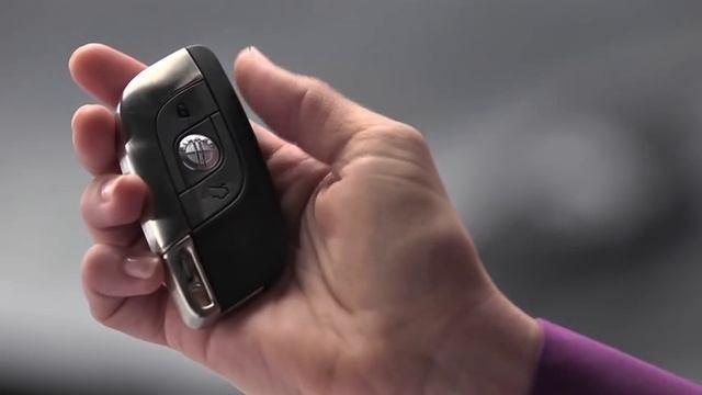 Learn how the key fob on the 2012 Fisker Karma Sedan operates a number of the cars features. смотреть онлайн