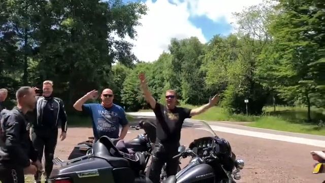 Harley Davidson with Music die Immerlacht смотреть онлайн