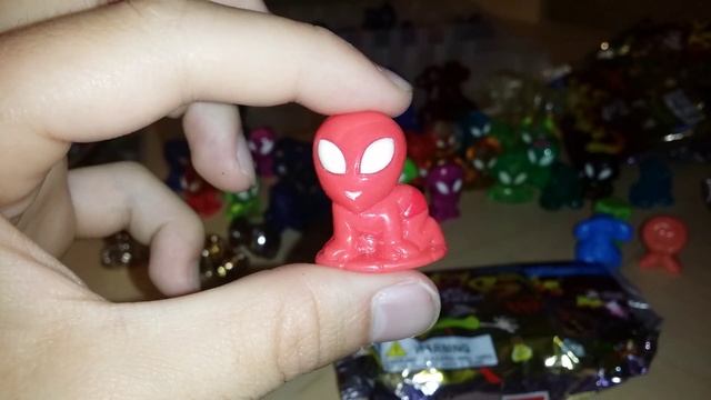 Opening 3 packs of Original GoGo's Crazy Bones Things смотреть онлайн