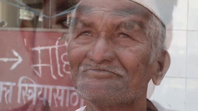 Missions Moment #1: Reaching the Unreached, or Local Building Projects? смотреть онлайн