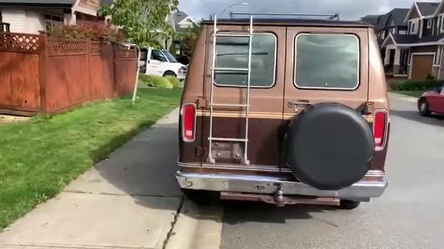 Ford Van ECONOLINE E 150 1986 1/3 смотреть онлайн