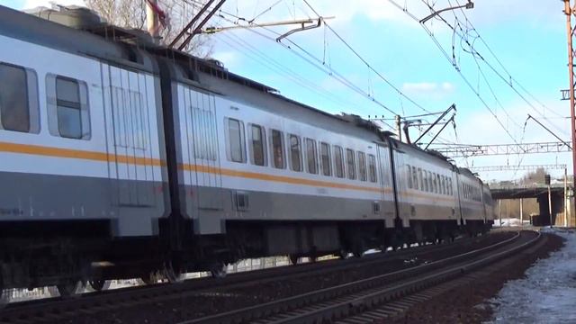 Электропоезд ЭП2Д-0012 "ЦППК" с рейсом "Нахабино - Подольск" смотреть онлайн