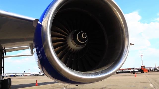 Один день из жизни стюардессы смотреть онлайн