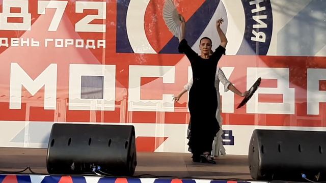 Фламинго в парке Сокольники 08.09.2019 #парксокольники #москва872 #деньгорода Танец противостояние смотреть онлайн