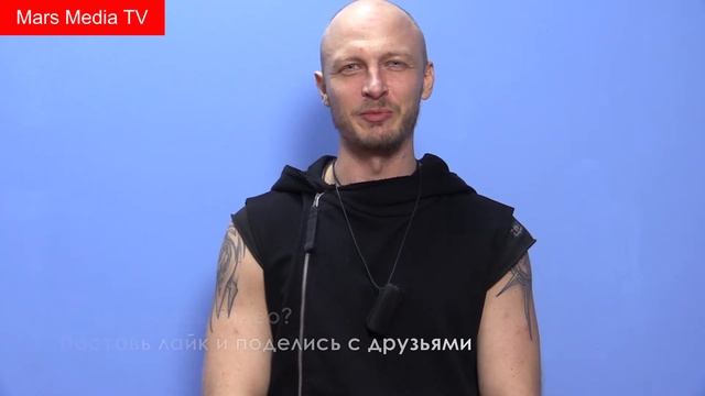Сергей Аристархов читает собственные стихи смотреть онлайн