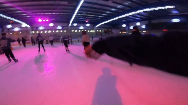 8; АМЕРИКАНСКАЯ ШКОЛА, ПОХОД НА КАТОК, ДОМАШНИЕ ПОСИДЕЛКИ! США ВЛОГ смотреть онлайн