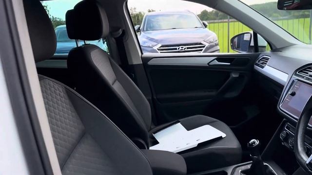 Volkswagen Tiguan 2.0 TDI Match Euro 6 (s/s) 5drNC19LKY 2019 (19) DieselManualWhite1 ownerCarULEZ смотреть онлайн