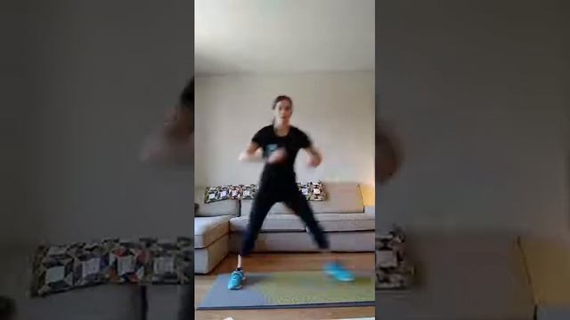 (30 mins.) Cardio & Strength Intervals with Anna смотреть онлайн