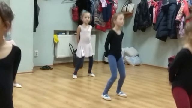 Открытый урок танцев Алисы смотреть онлайн