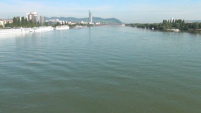 Вена Район Старого Дуная Утренняя прогулка смотреть онлайн