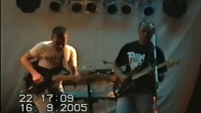 New Ibanez vs Vintage Fender guitar duel F.U.S.H. band смотреть онлайн