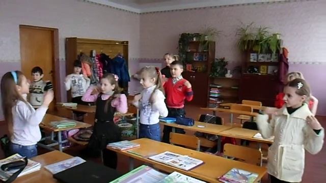 PT minute for young pupils( form 3). Topic "Appearance"/Физкультминутка для младших школьников смотреть онлайн