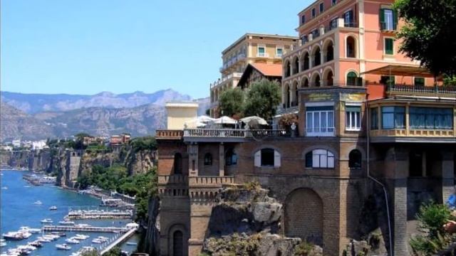 Поздний вечер в Соренто смотреть онлайн