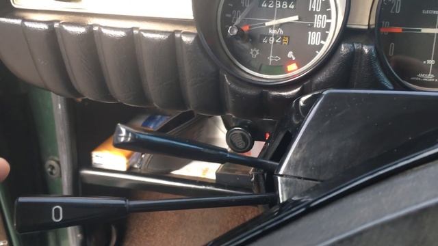 RENAULT 12 S 1975: Interior смотреть онлайн