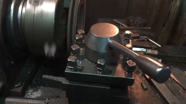 Проточка тормозных дисков на токарном станке смотреть онлайн