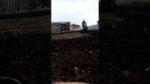 вспашка мотоблоком урал