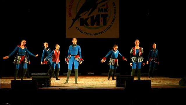 МООЕ школа танцев шоу-проекта "Виктория"( Екатеринбург) смотреть онлайн
