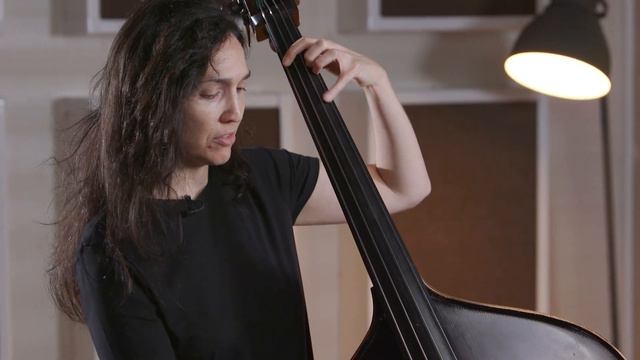 Building Walking Bass Lines – Lesson with Katie Thiroux смотреть онлайн