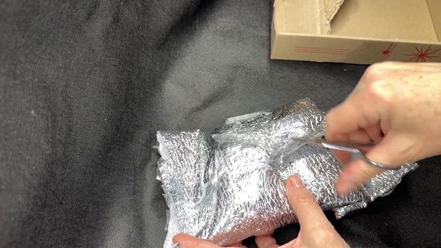 Распаковка посылки с пеларгонией и калибрахоа смотреть онлайн