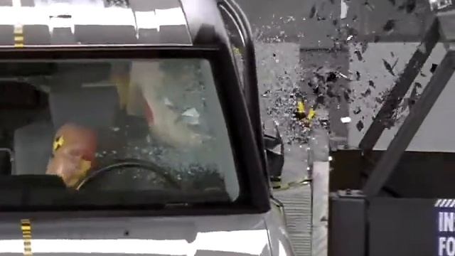 Honda Element Crash Test Side