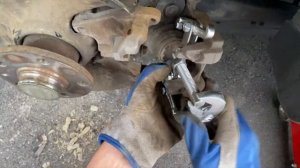 Замена задних колодок и дисков Skoda Kodiaq